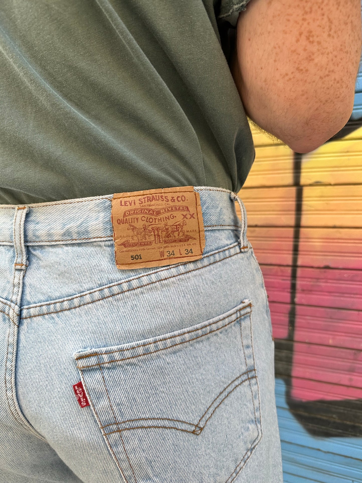 Vintage Levi’s 501 Light Wash Jeans 34x34 1990s Made in USA