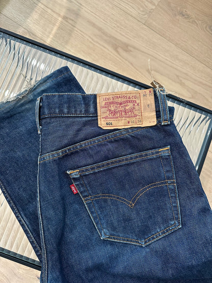 Vintage Levi's Vaqueros 501 36x36 Lavado Oscuro Años 2000/Y2K