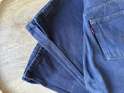 Vintage Blue Jeans Hem