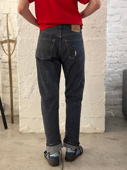 Vintage Levi's Vaqueros 501 31x32 Principios de los 2000 Etiqueta roja Lavado Oscuro